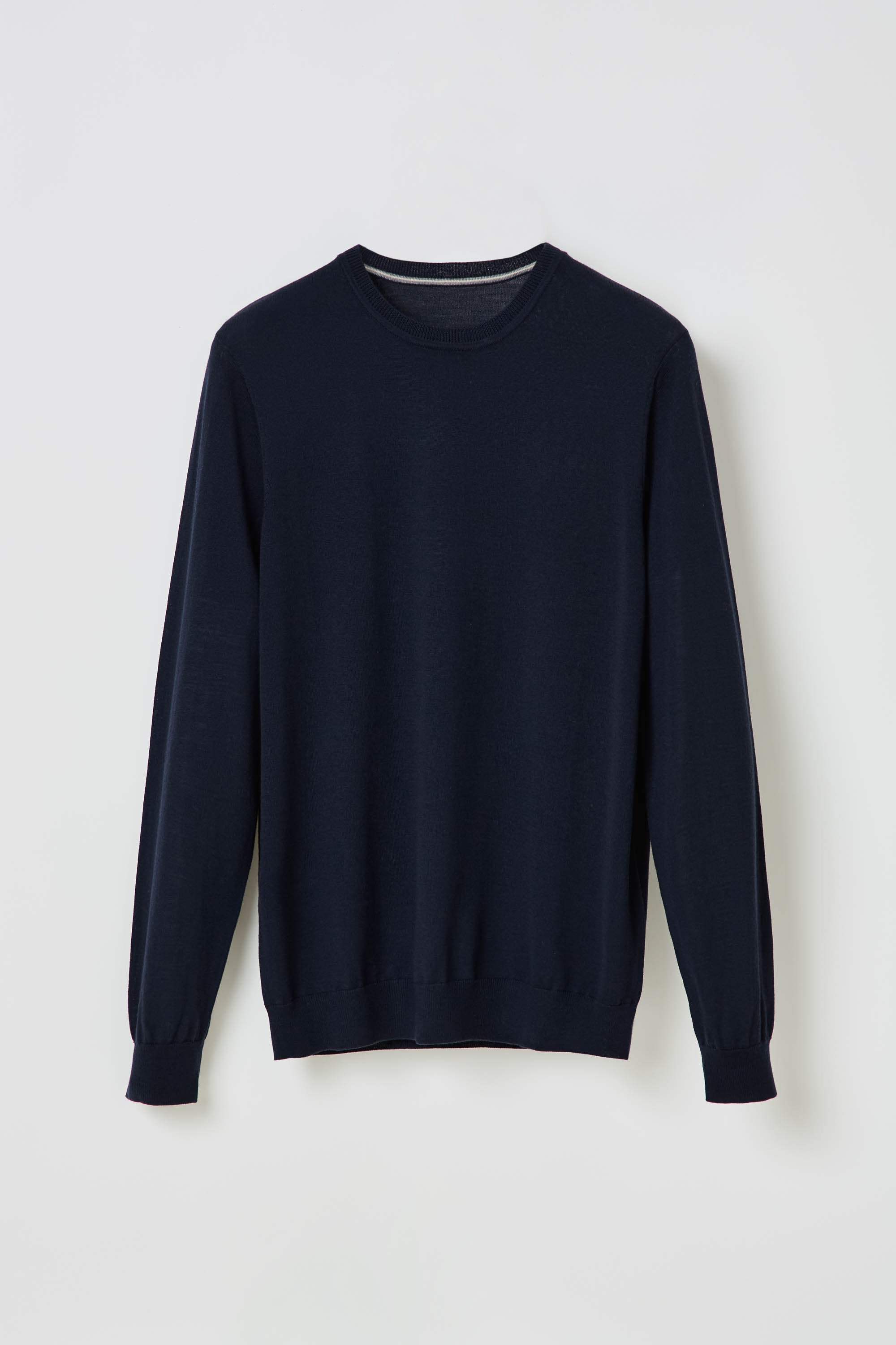 Man Crew Neck