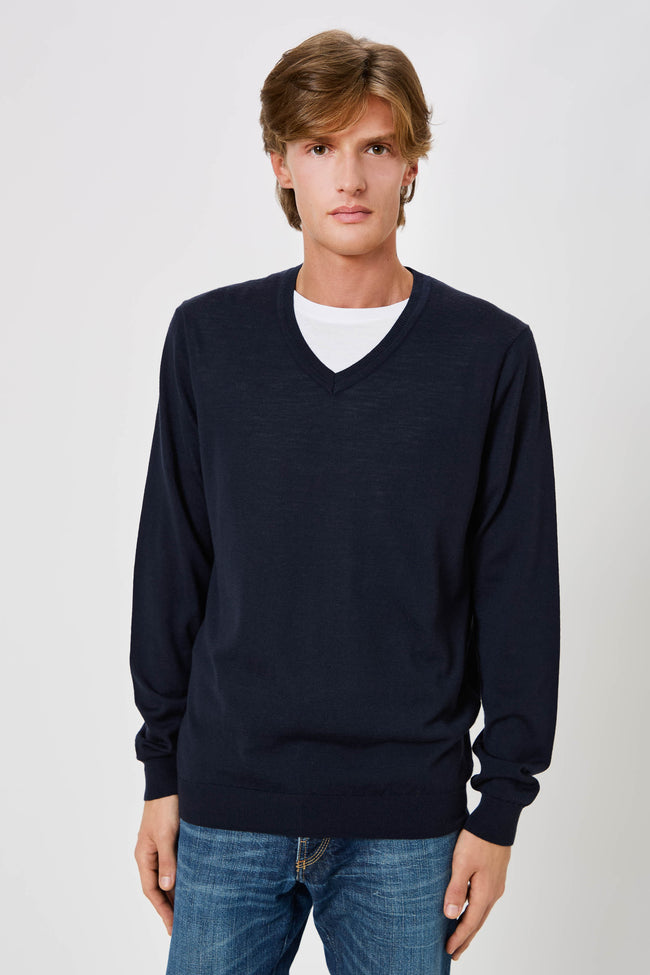 Man V-Neck