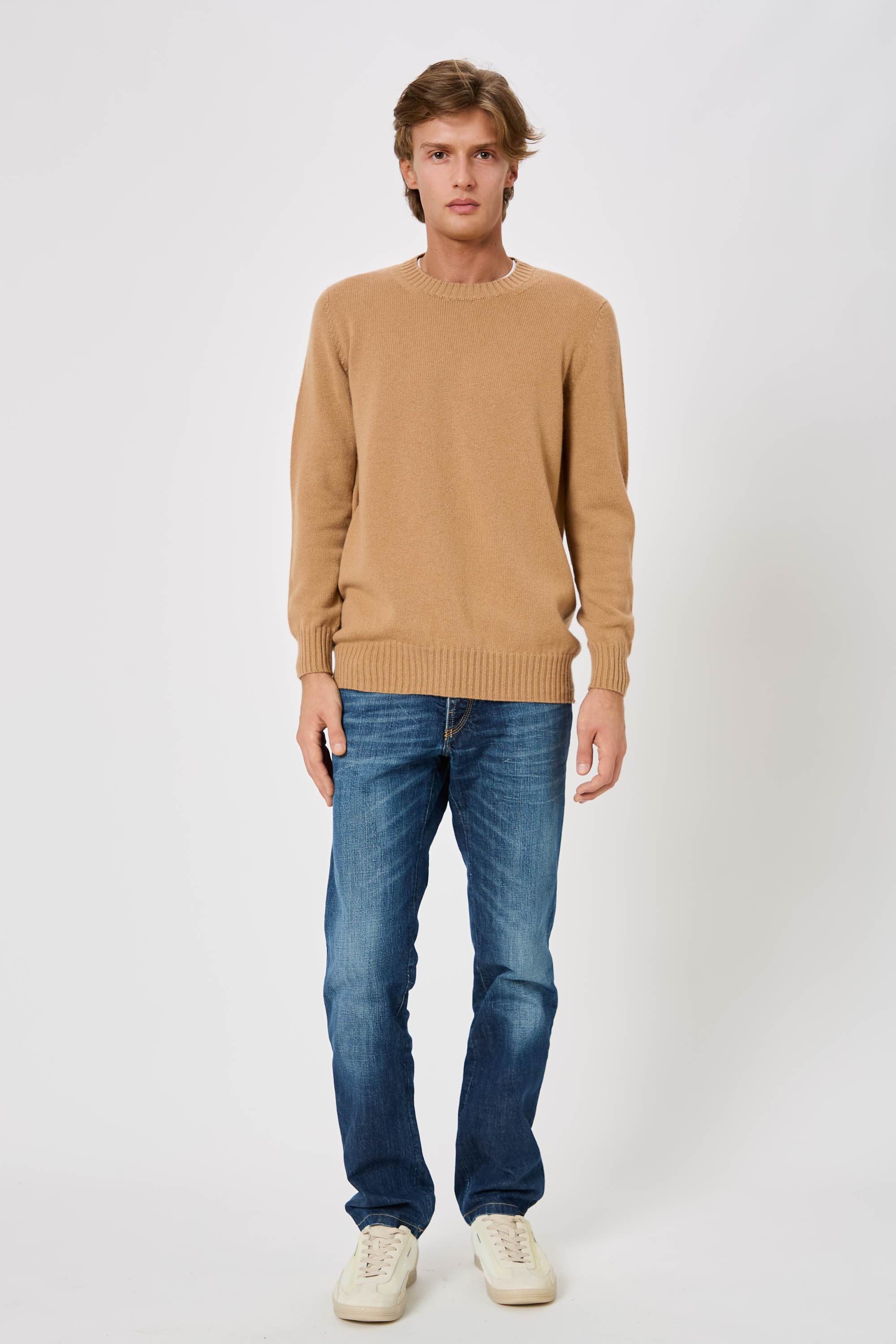 Man Crew Neck