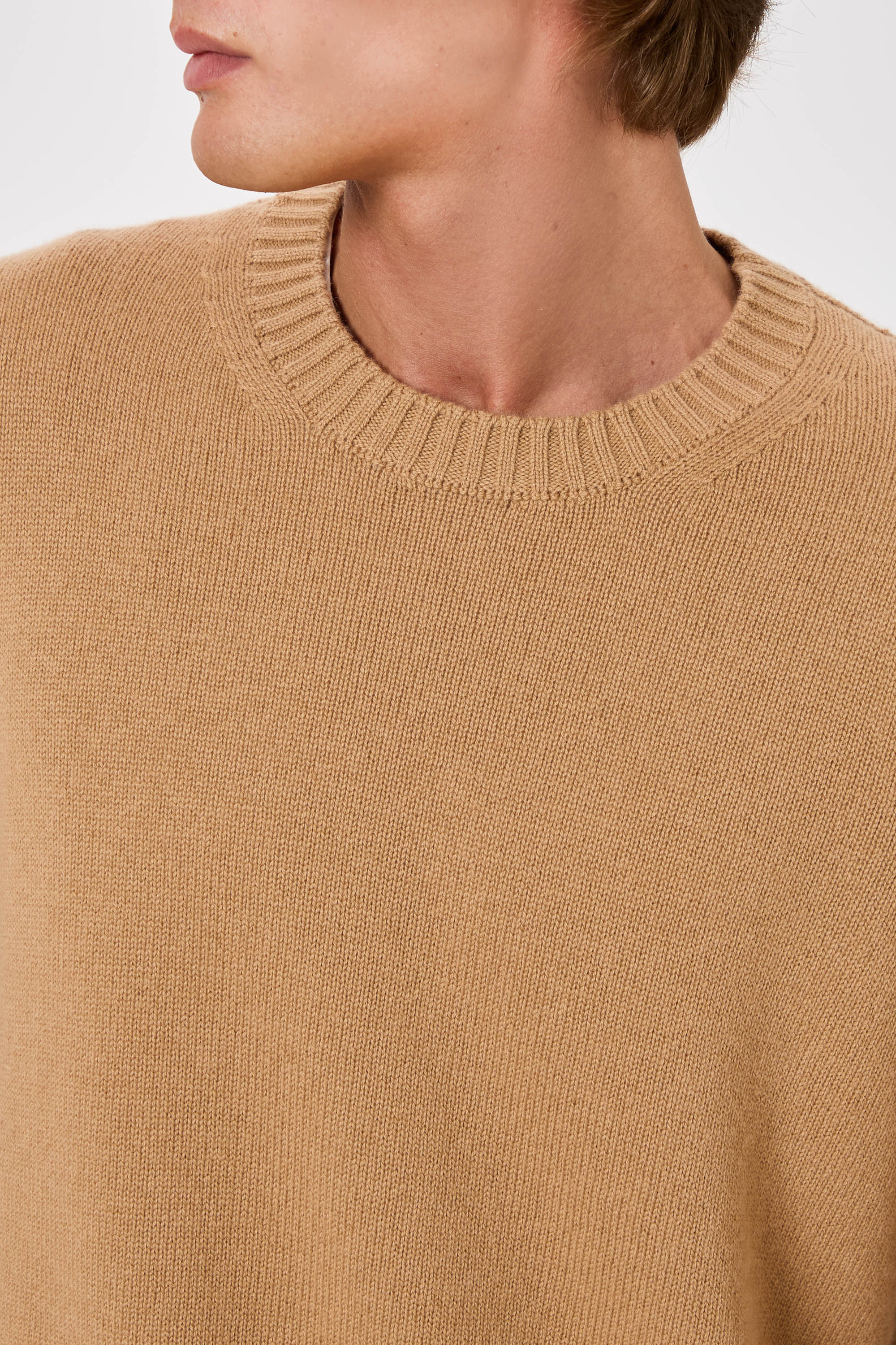 Man Crew Neck