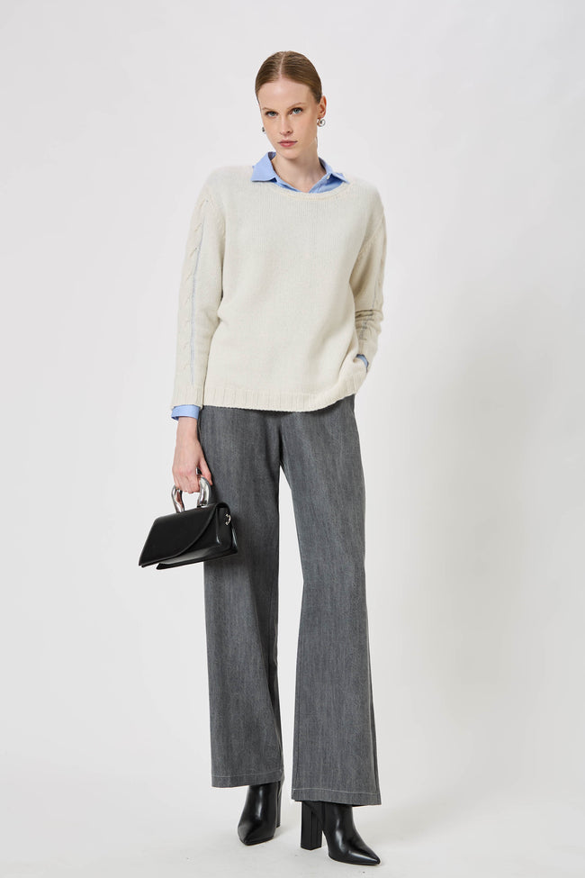 Boat Neck Woman