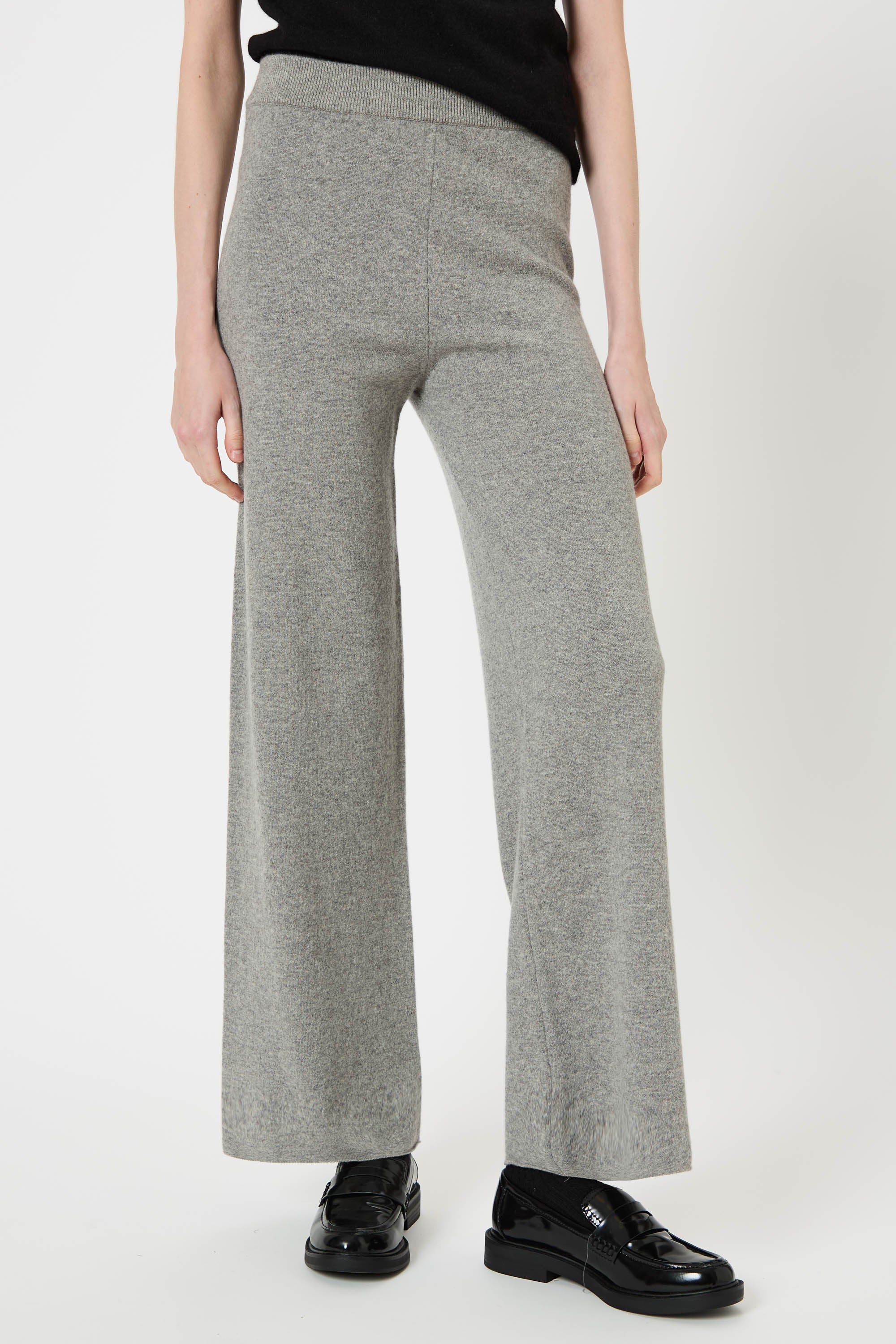 Woman Trousers