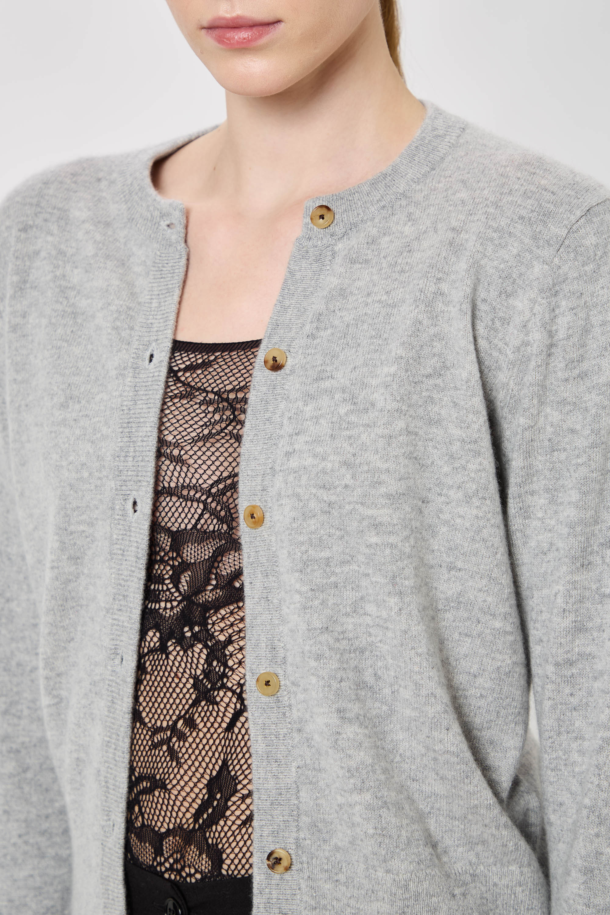 Woman Buttoned Cardigan