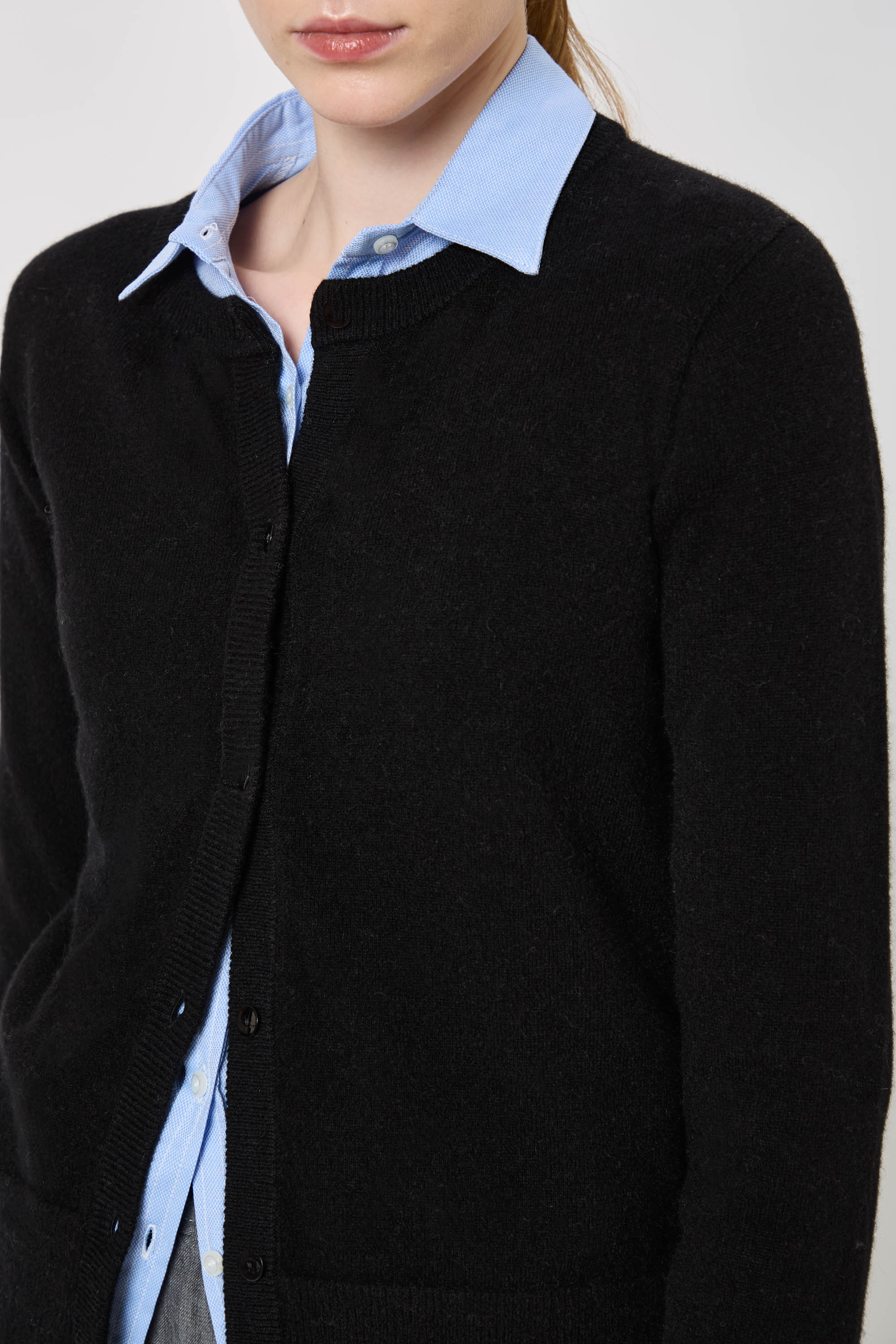 Woman Buttoned Cardigan